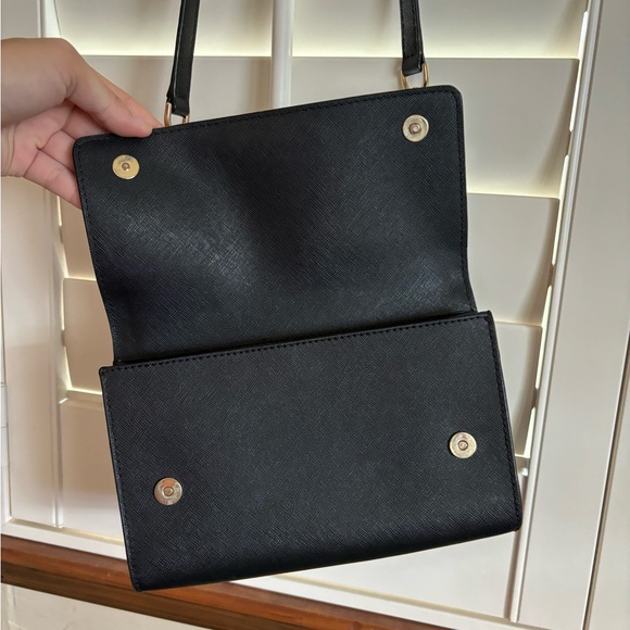 Michael kors black cross over bag - Picture 5 of 5